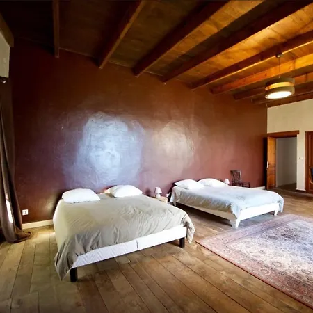 Penzion Le Chateau De Cambiaire Gites Et Chambres En Lozere