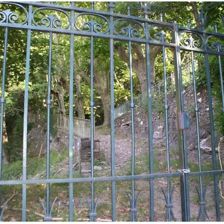Penzion Le Chateau De Cambiaire Gites Et Chambres En Lozere Saint-Etienne-Vallee-Francaise
